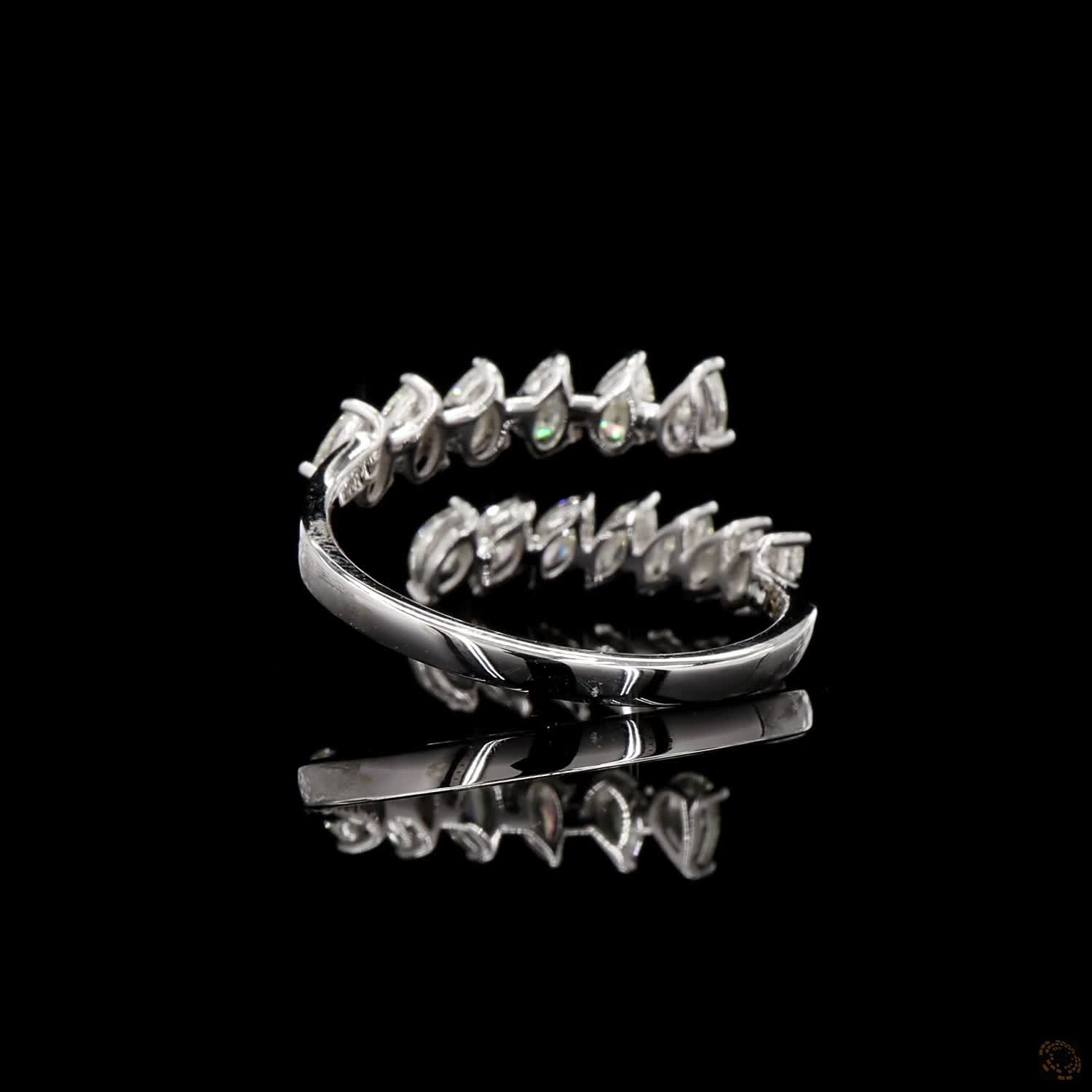 Veliora Twin Crest Ring - Image 6
